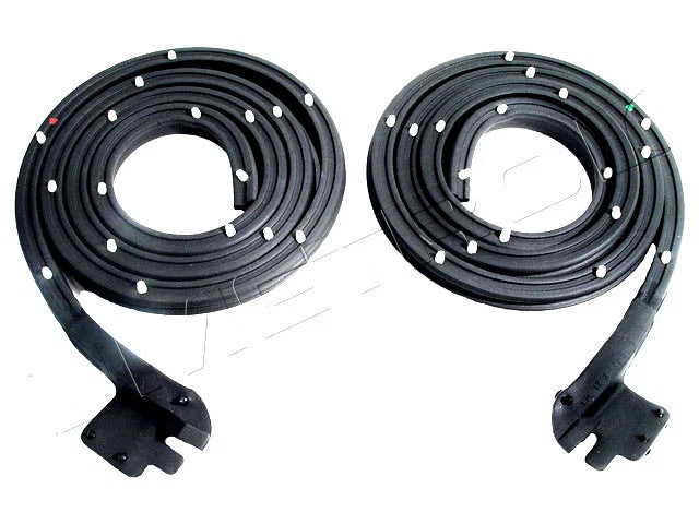 1966-1967 Chevrolet Chevelle, Malibu; Buick Skylark; Olds Cutlass; Pontiac Tempest/Lemans 4 dr hardtop rear door weatherstrip seals