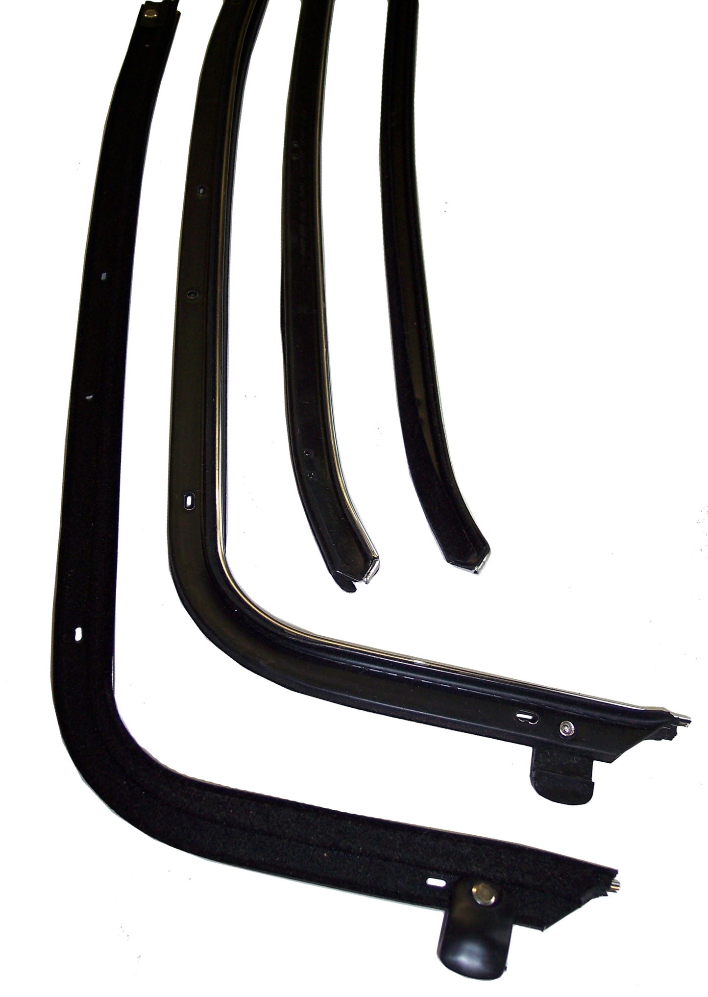 1970-72 Buick Skylark 2Dr HT 8pc window sweep seals, belt line molding.